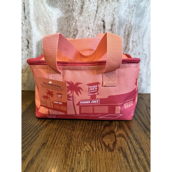 Trader Joe's Bag PEACH Mini Insulated Lunch Tote Bag NEW Quick Shipping - Picture 1 of 7